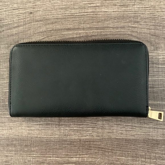Bebe Wallet - Picture 2 of 3